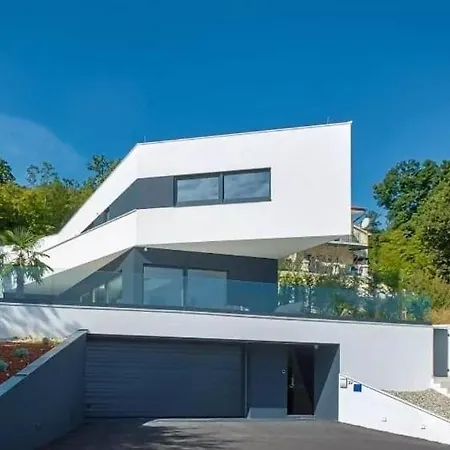 Villa Diva *